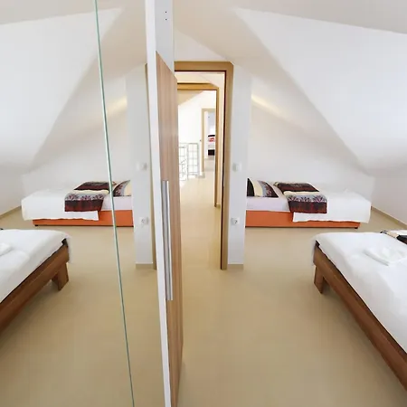 アパート Kapetan