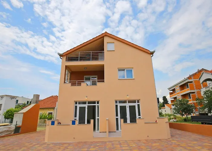 アパート Kapetan